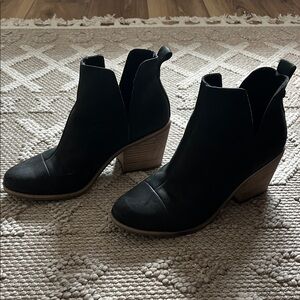 Boots/ Booties /Black Tom’s Booties